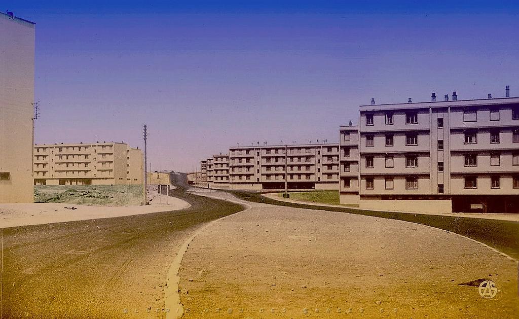 Colomb-bechar 523- immeubles La Barga.jpg